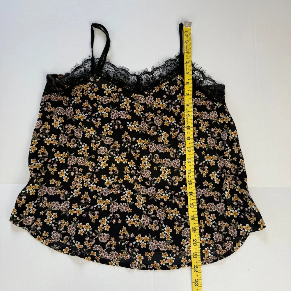 Wild Fable Black Floral Lace Trim Camisole Top XS Adjustable Straps Y2K